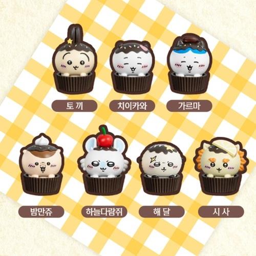 Chiikawa Monitor Top Figure