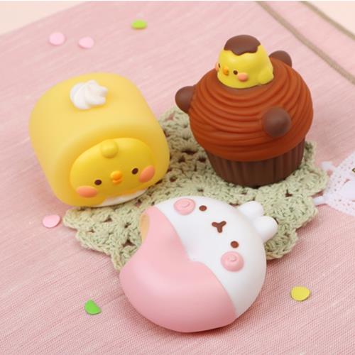 Molang Dessert Cafe Figure