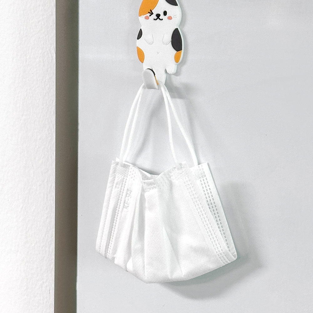 Cat Tail Magnet Hanger