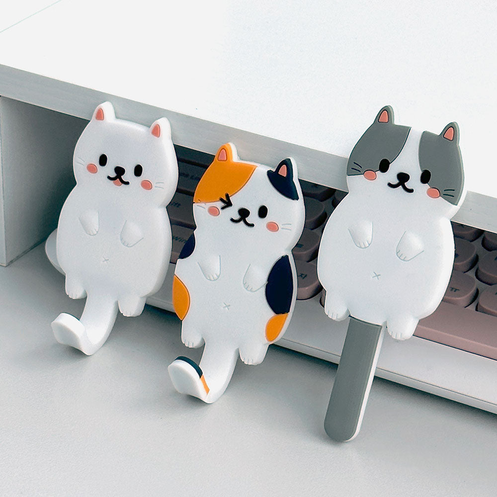 Cat Tail Magnet Hanger