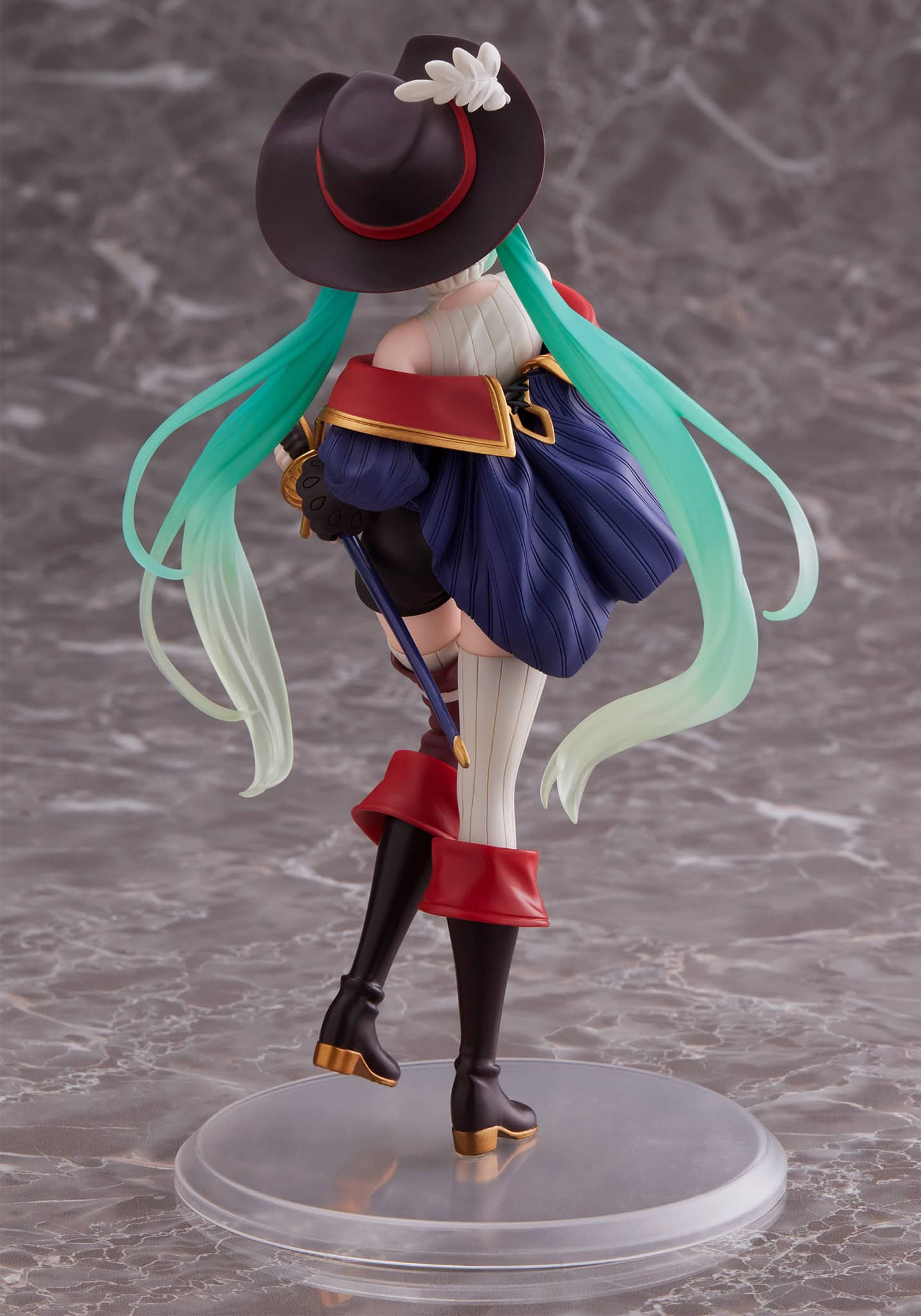 Hatsune Miku Wonderland Puss in Boots Figure