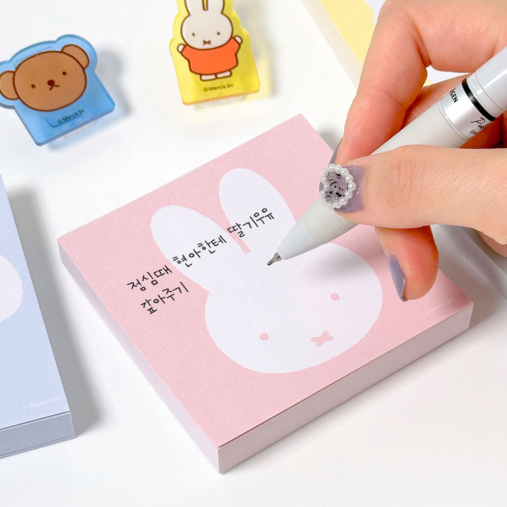 Miffy Acrylic Clip + Memo