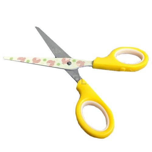 Molang Scissors