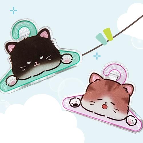 Laundry Kitty Acrylic Clip