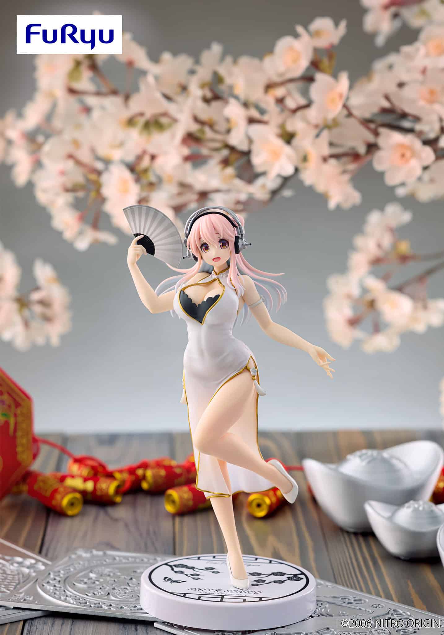 Super Sonico White China Dress Figure