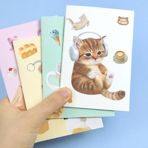 Cute Cat Handy Notebook